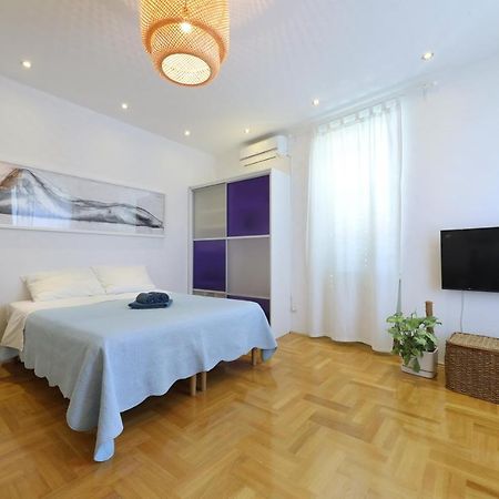 Lovely Rita'S Sibenik - Apartment City Center With Central Heating Exterior foto